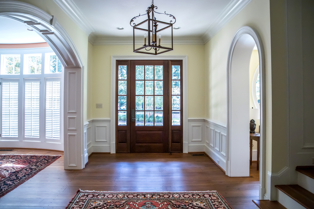 Front,entrance,foyer,hallway,of,a,large,home,house,with